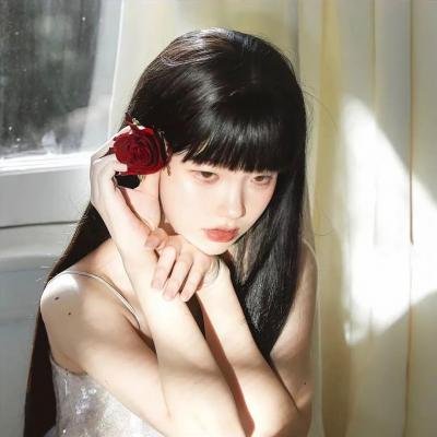 药屋少女的呢喃