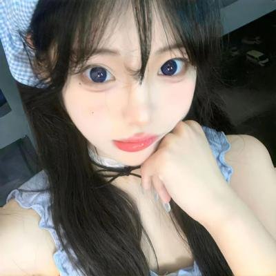 某处，某人